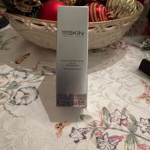 111SKIN Aqua Booster - New in Box